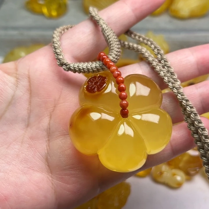 未镶嵌颈饰琥珀琥珀蜜蜡