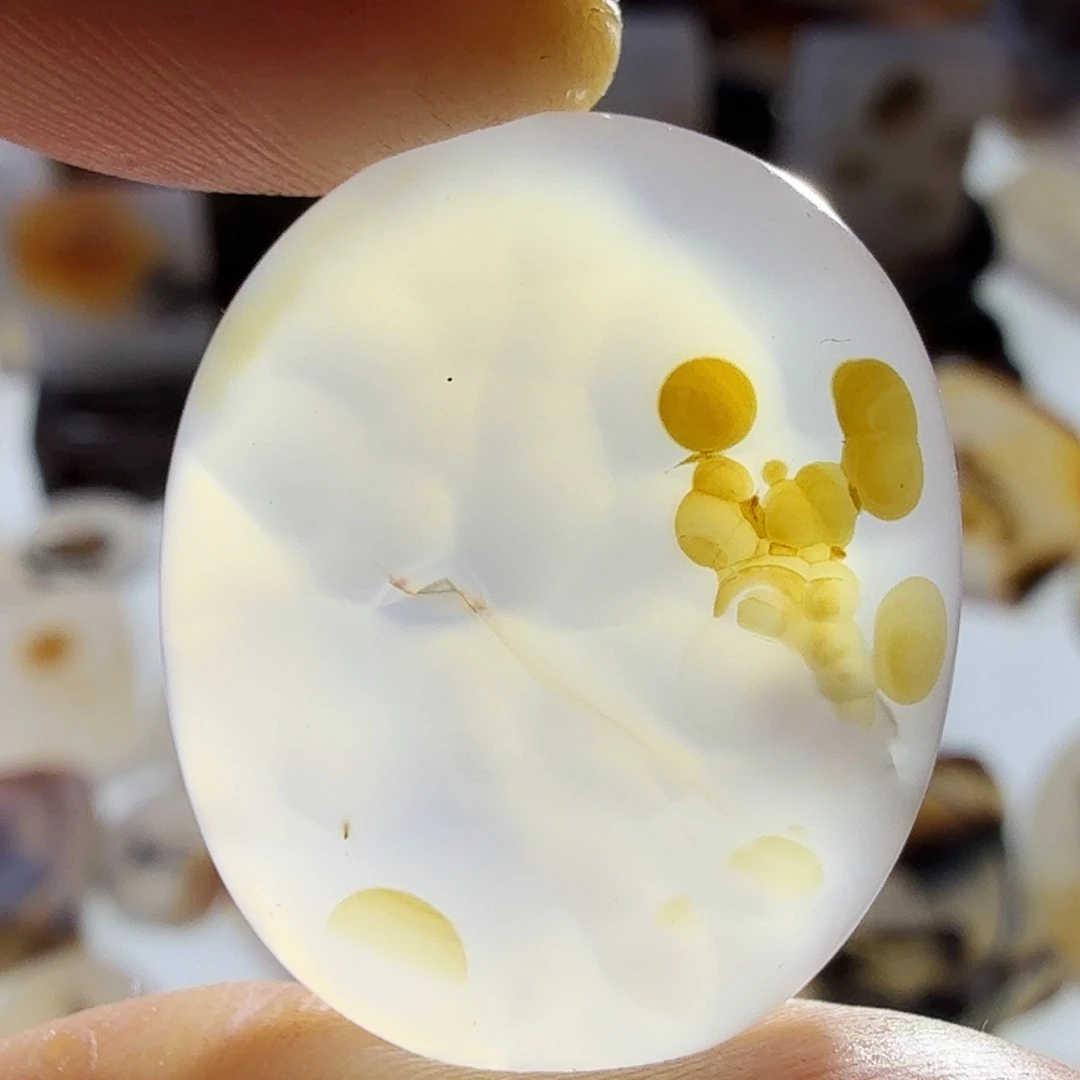 玛瑙/玉髓未镶嵌珠宝半成品