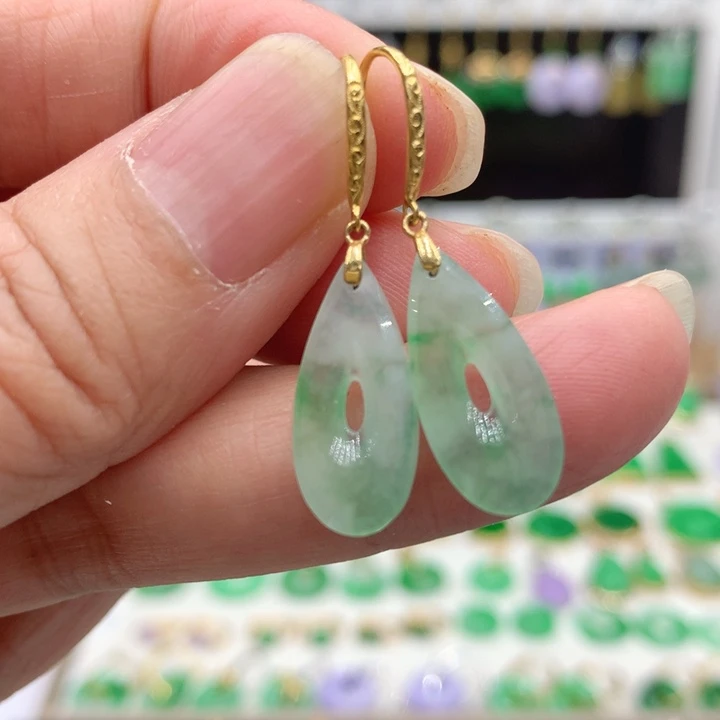 翡翠18K金镶嵌耳饰