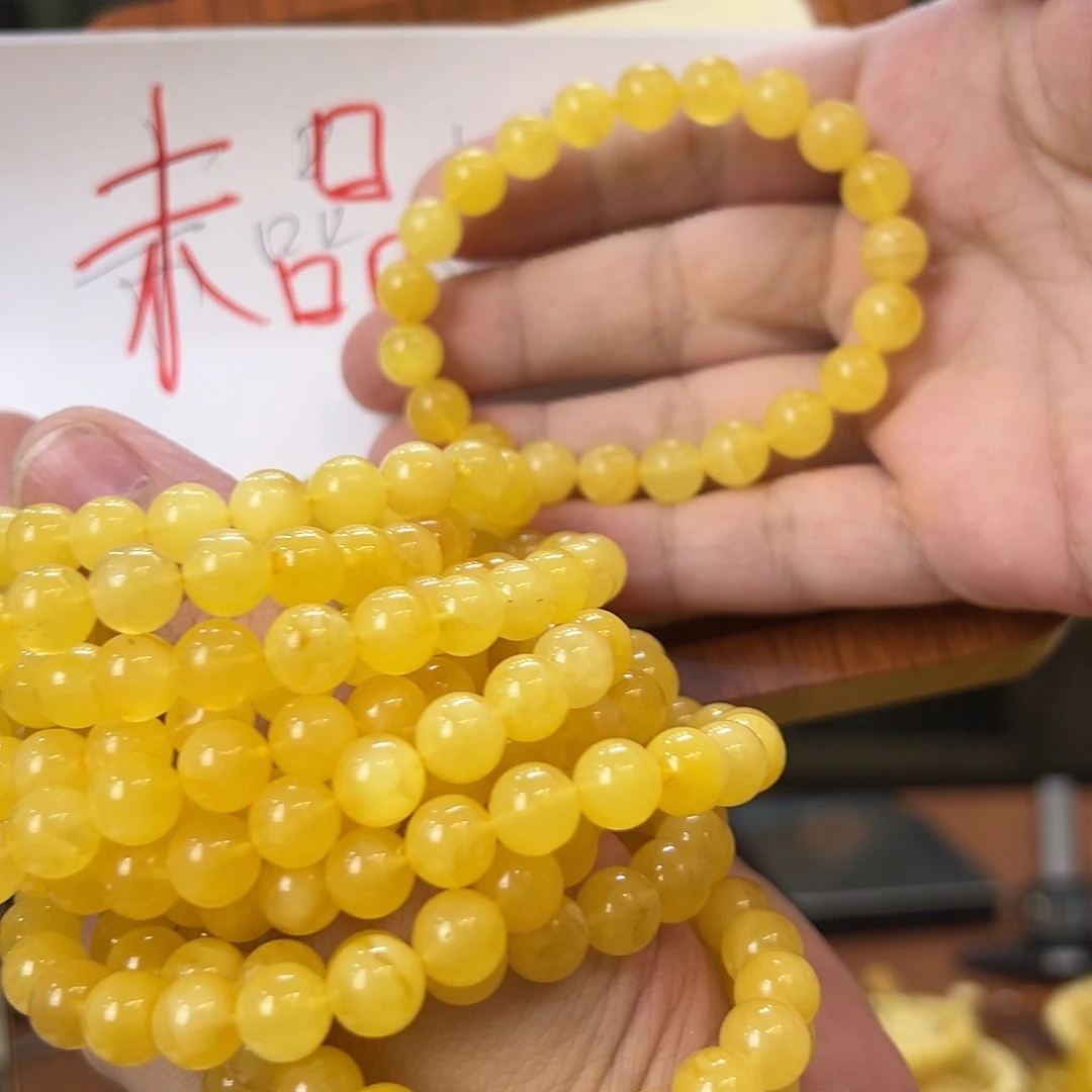 琥珀珠宝奇石未镶嵌多样性发其一