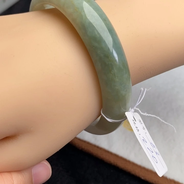 翡翠未镶嵌手镯147938063