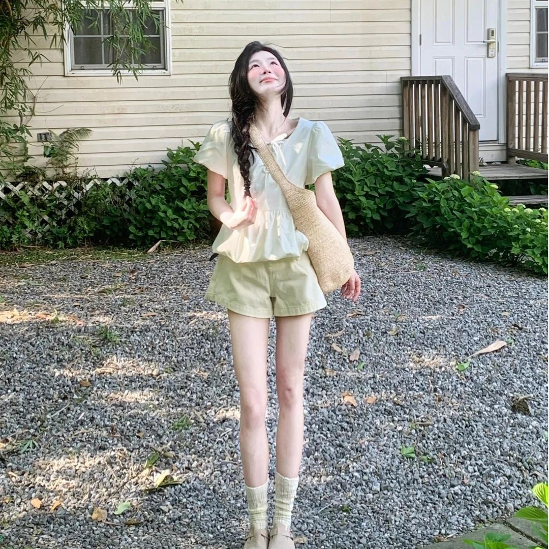 夏季新款甜美可爱风格衣服时尚小众泡泡袖上衣宽松百搭短裤套装女