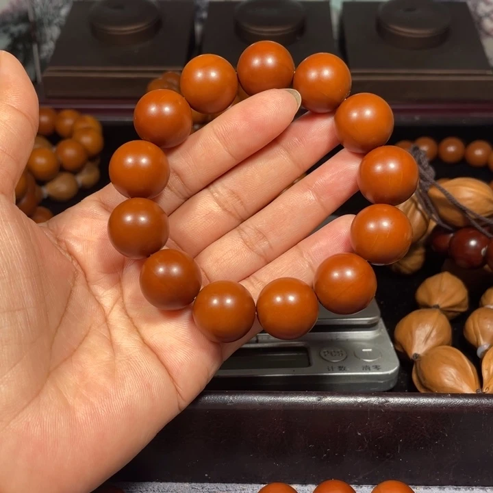 吊坠橄榄核1.78+树王全品小孔