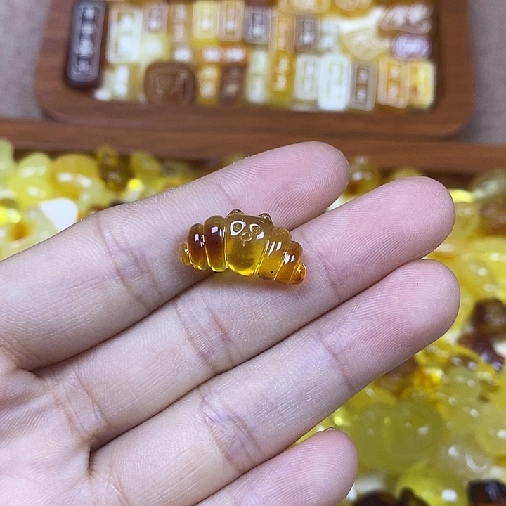 吊坠橄榄核牛角包40