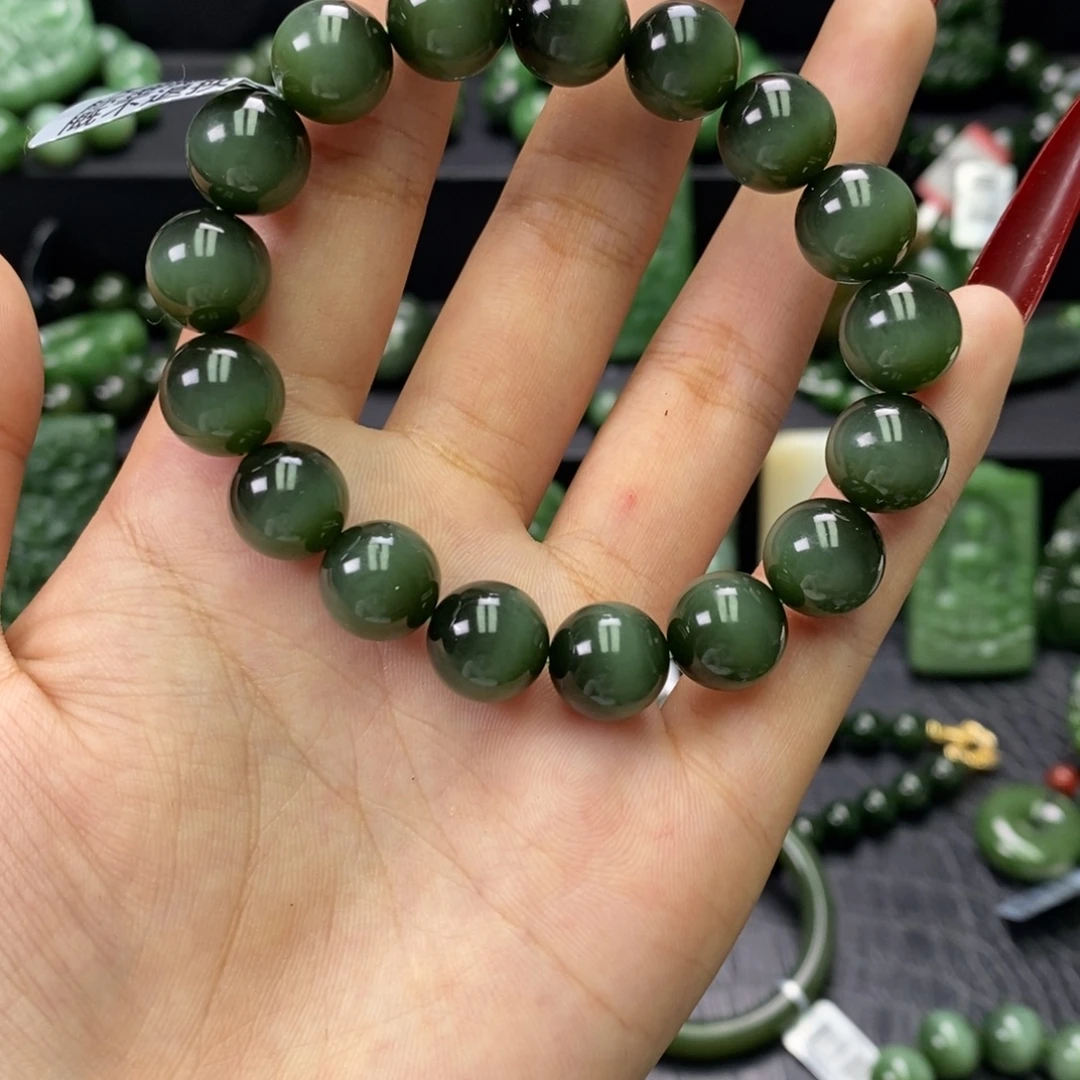 和田玉未镶嵌珠宝奇石