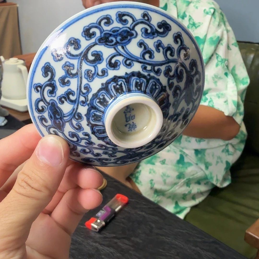 景德镇陶瓷。