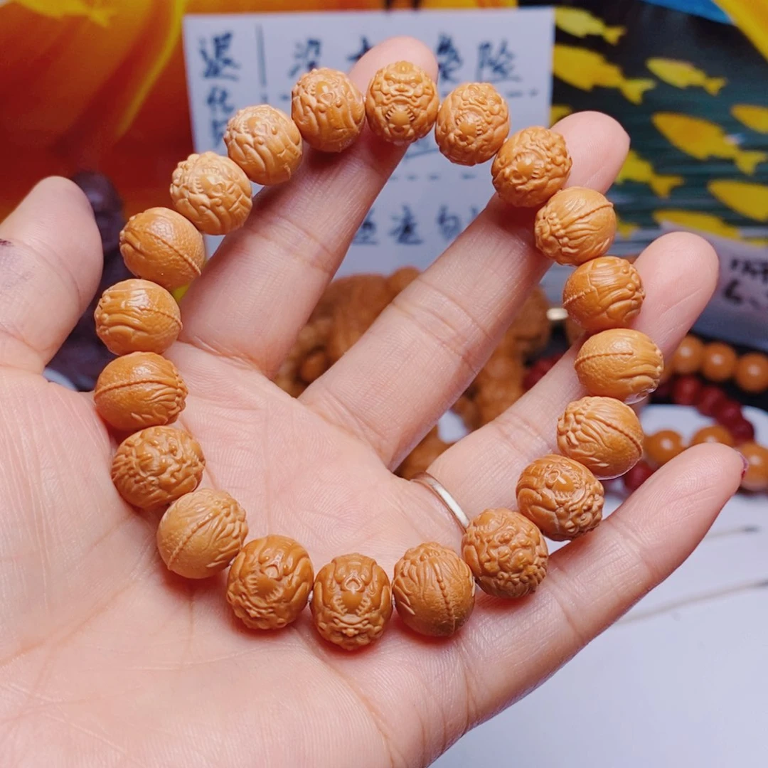 桃核吊坠全品貔貅