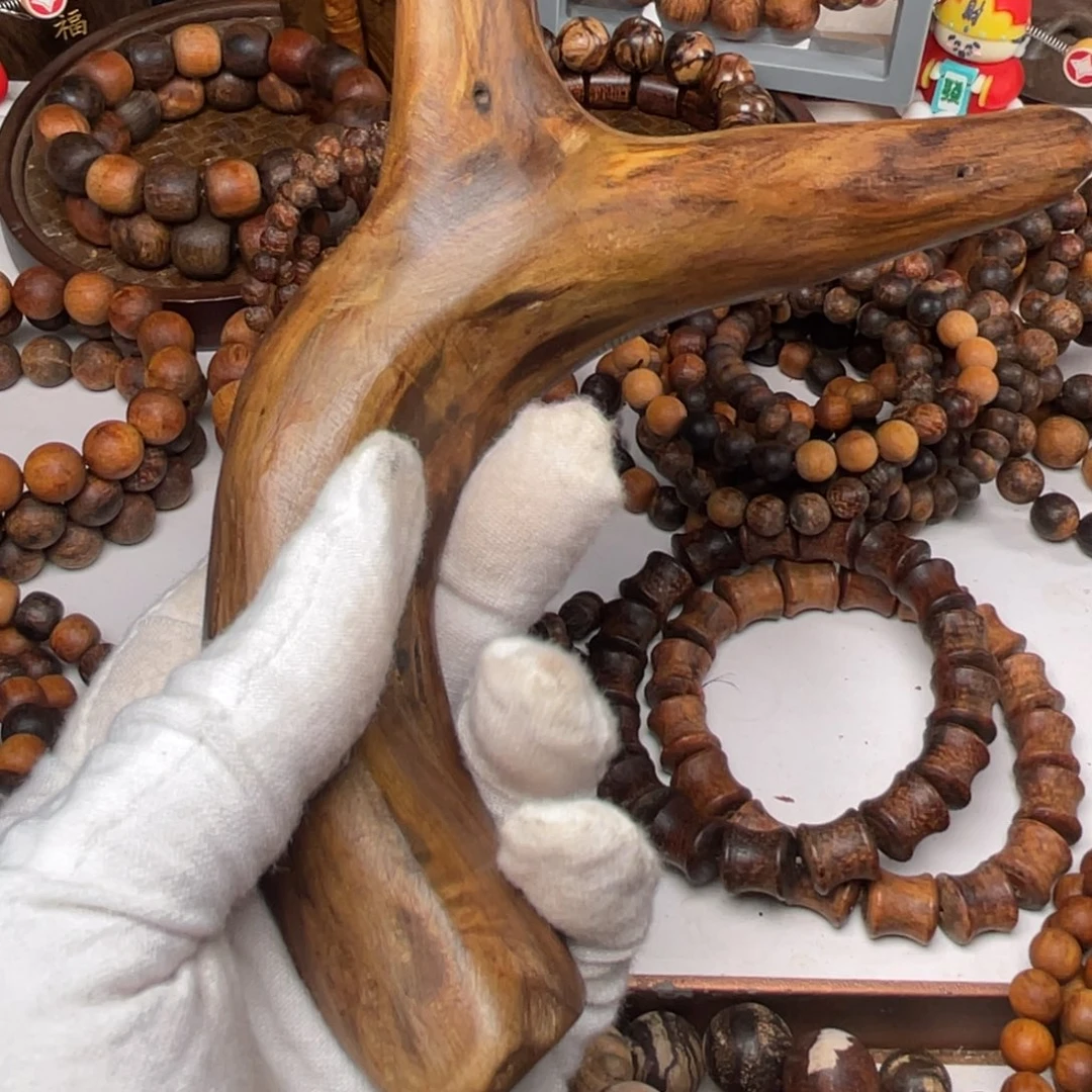 平***乐贡木定制产品手把件