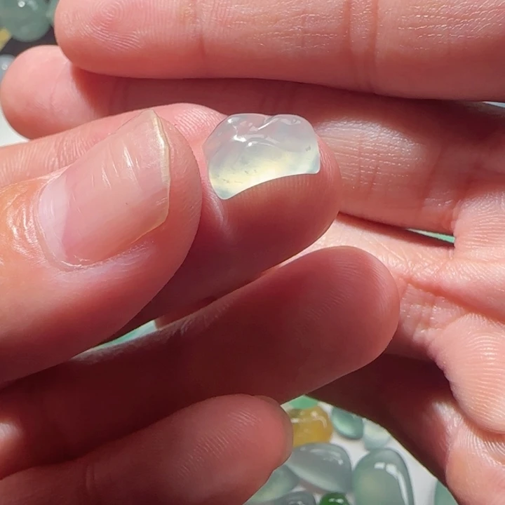 定制翡翠未镶嵌天然翡翠山