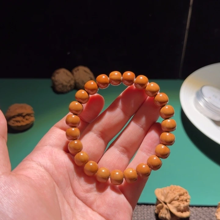 文玩核桃吊坠猴头