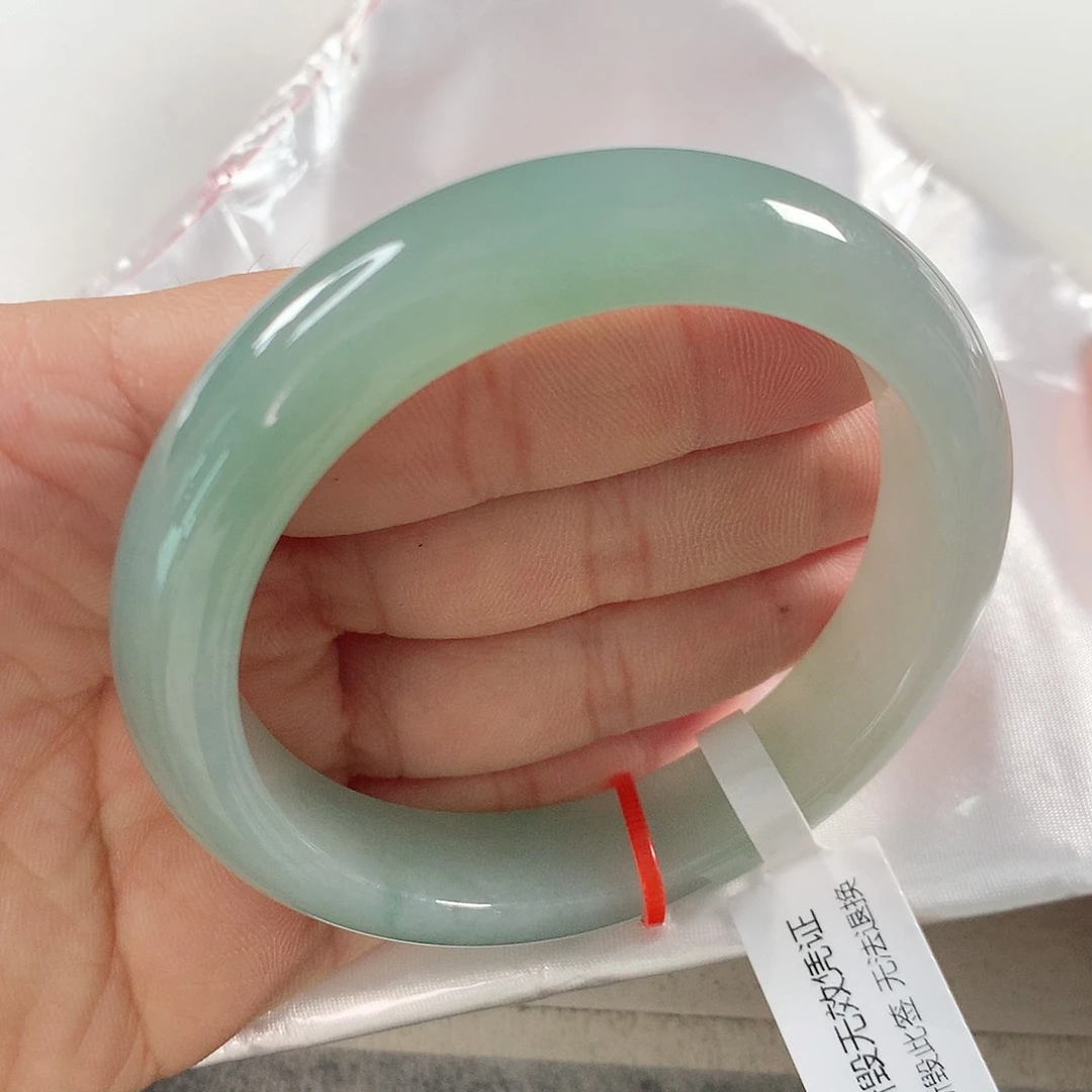 翡翠手镯未镶嵌①④⑤
