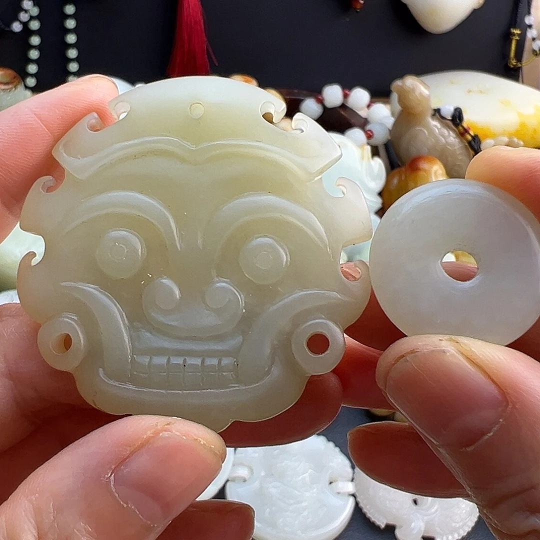 和田玉未镶嵌挂件