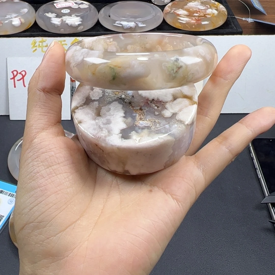 石英质玉未镶嵌手镯