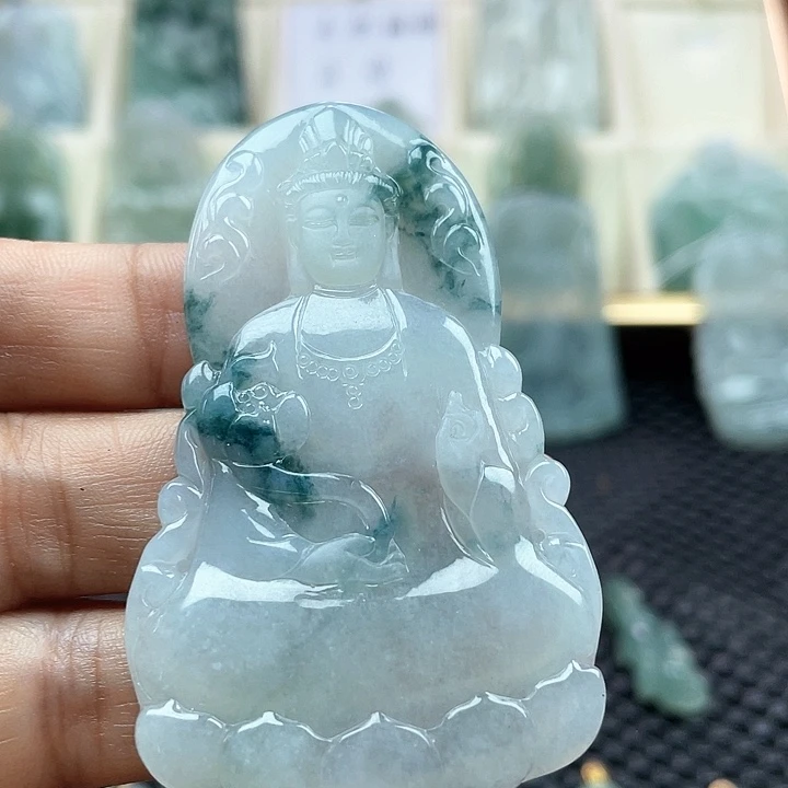 颈饰未镶嵌翡翠天然翡翠观音