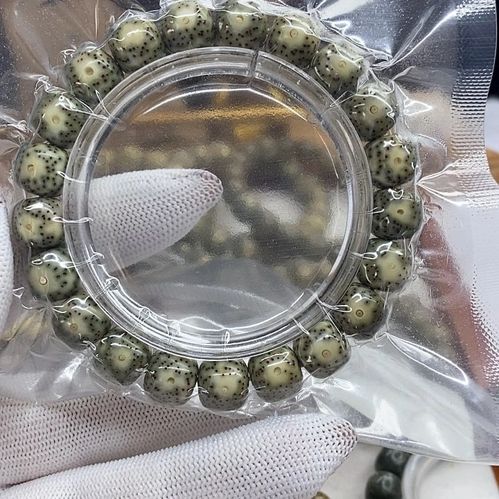 星月菩提手串海南石玉料大眼睛