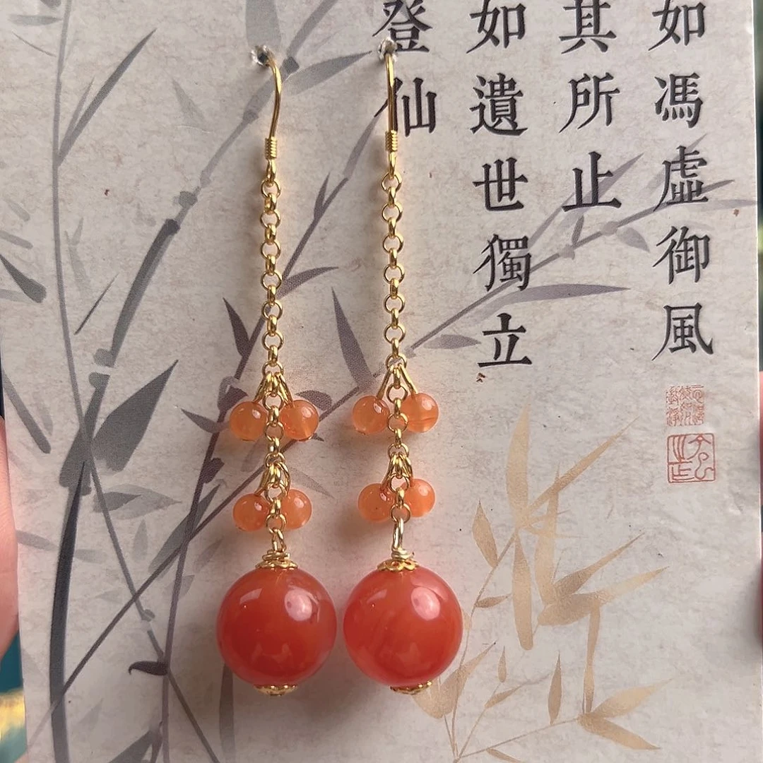 翡翠未镶嵌耳饰，，
