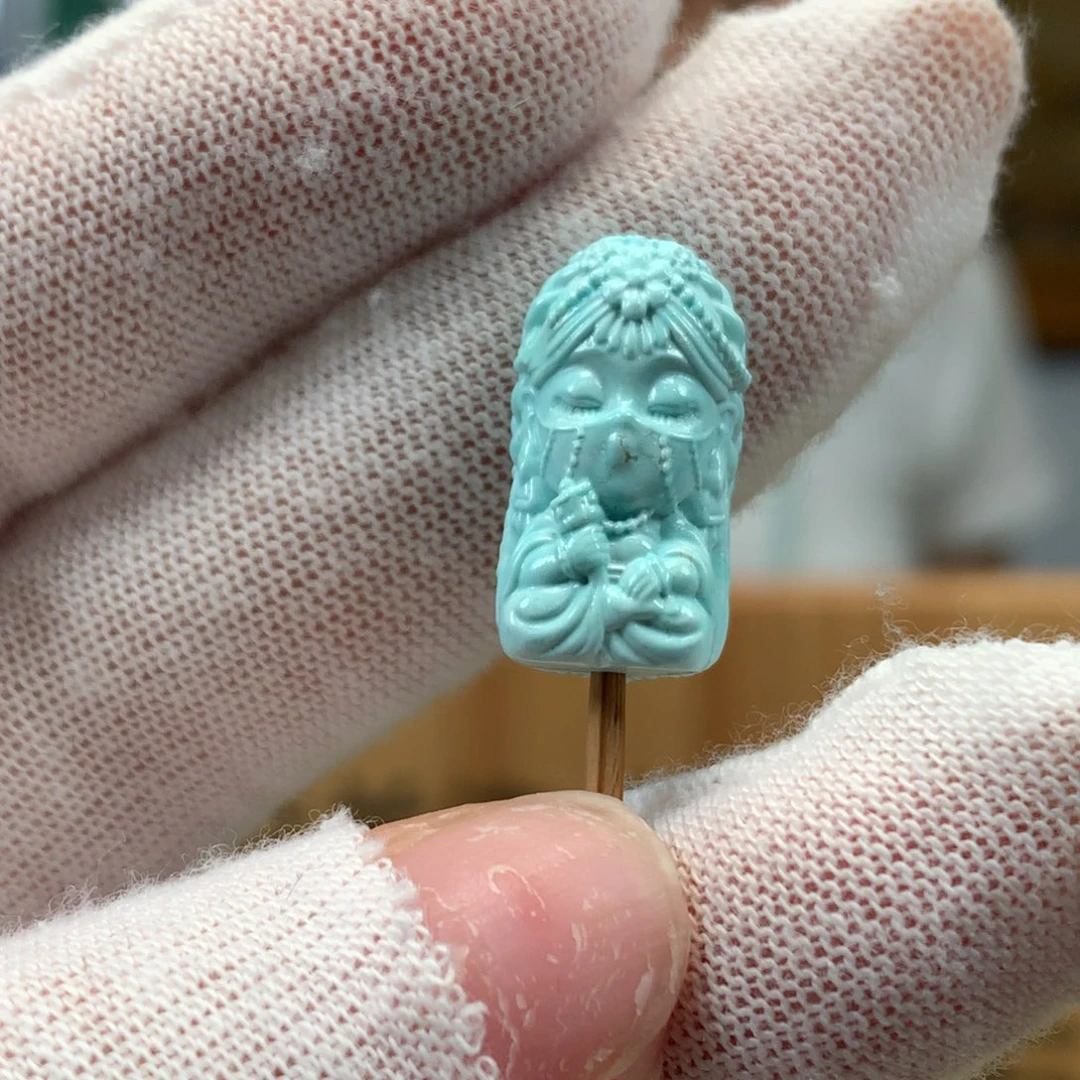 绿松石未镶嵌挂件