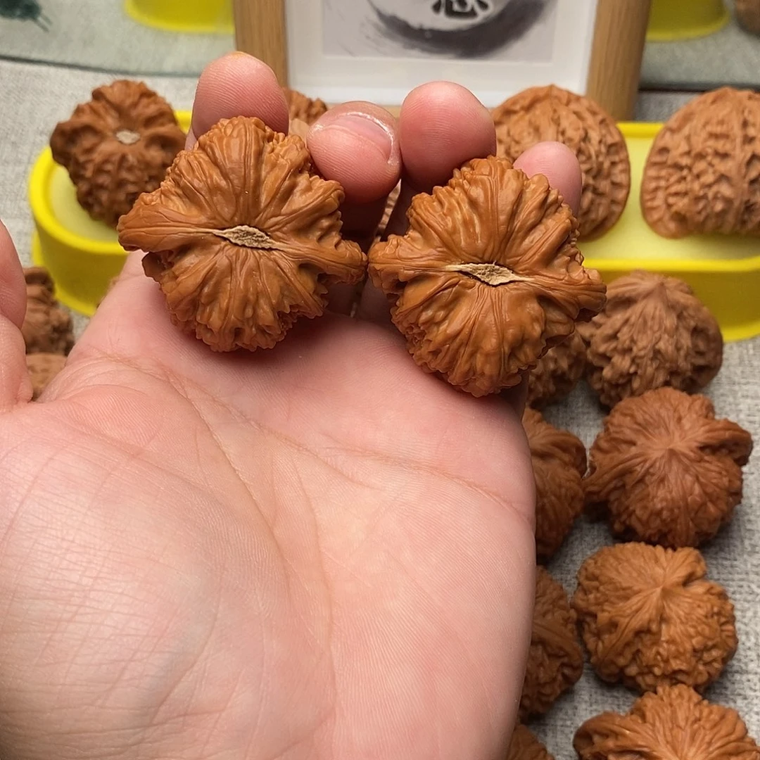 吊坠文玩核桃43白狮子