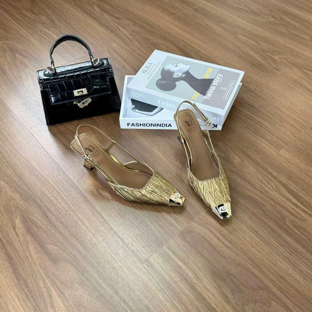 范戈希跟高7CM方头牛皮气质欧若风设计感夏季细跟百搭凉鞋买1赠3