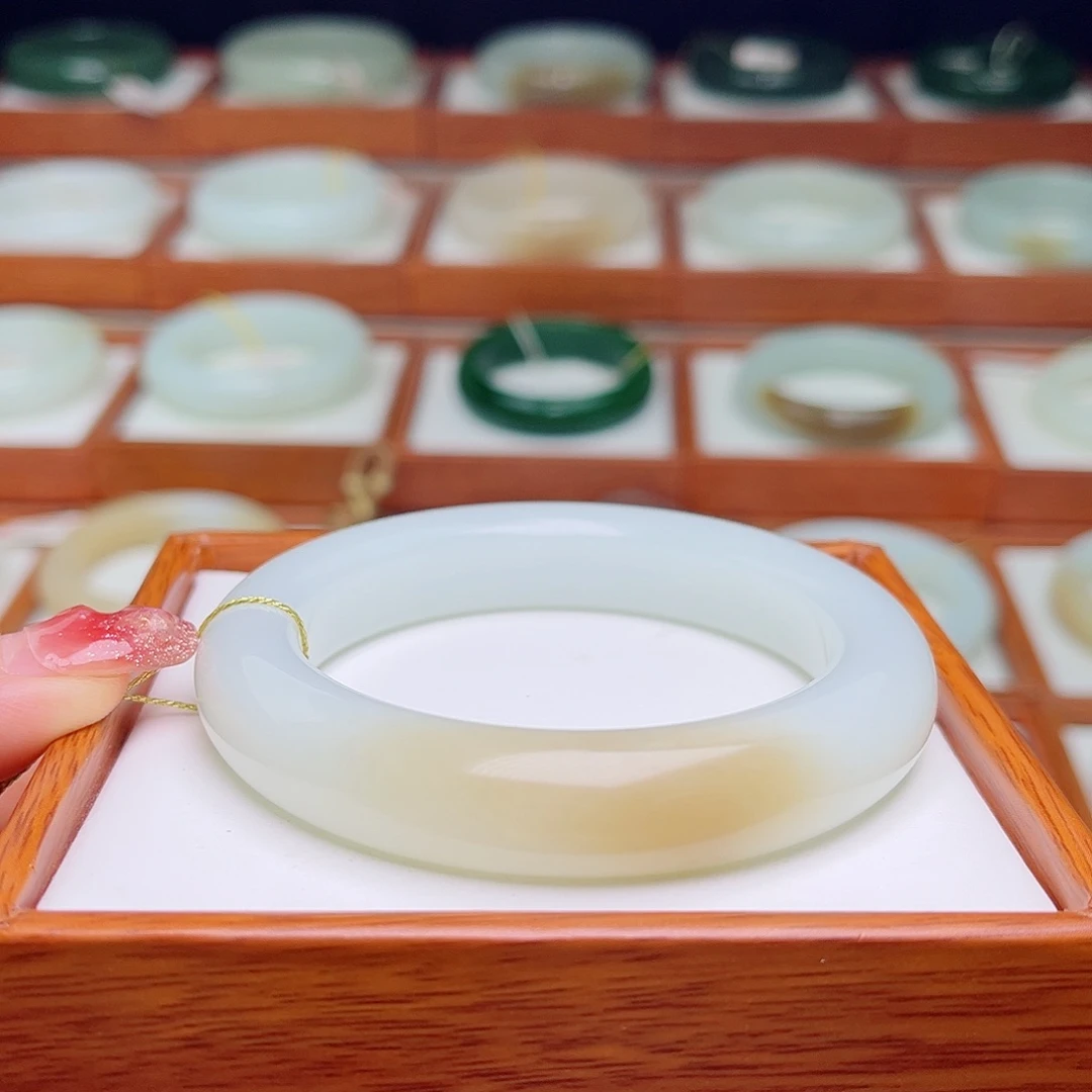 未镶嵌手镯和田玉57.3