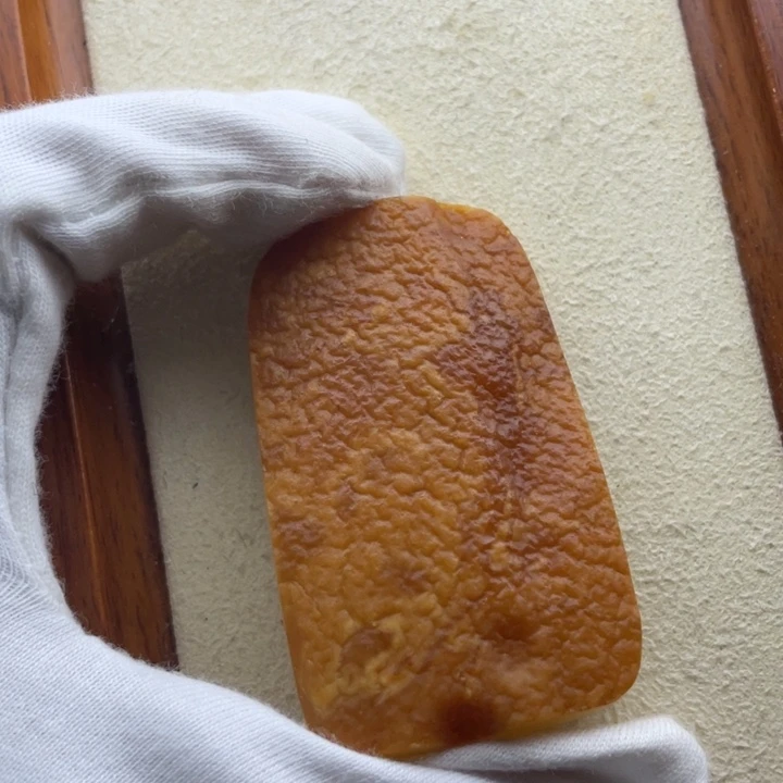 琥珀未镶嵌颈饰天然琥珀蜜蜡