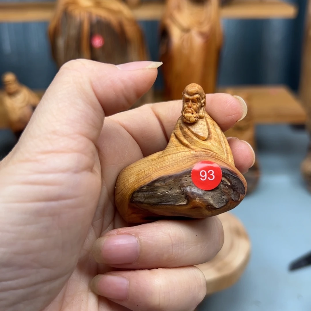 幸***）木崖柏木摆件手把件，