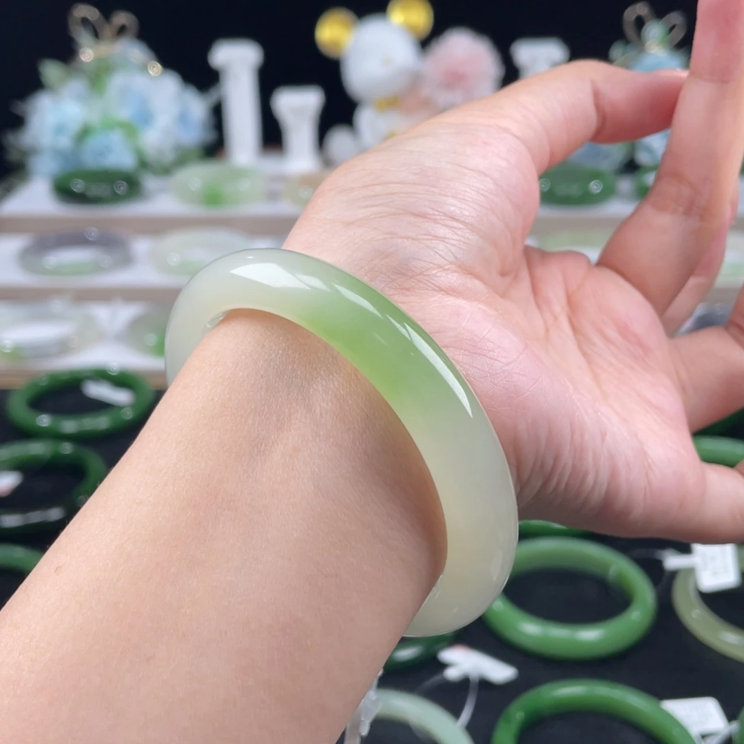 和田玉未镶嵌手镯青海冰底起猫翠青56mm