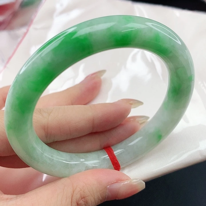 未镶嵌手镯翡翠，913