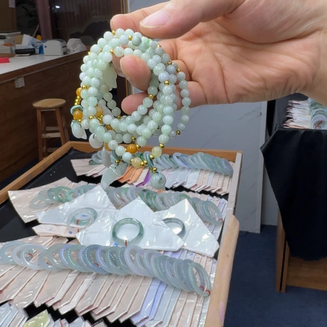 翡翠未镶嵌手链纯天然缅甸翡翠A货多样性发一