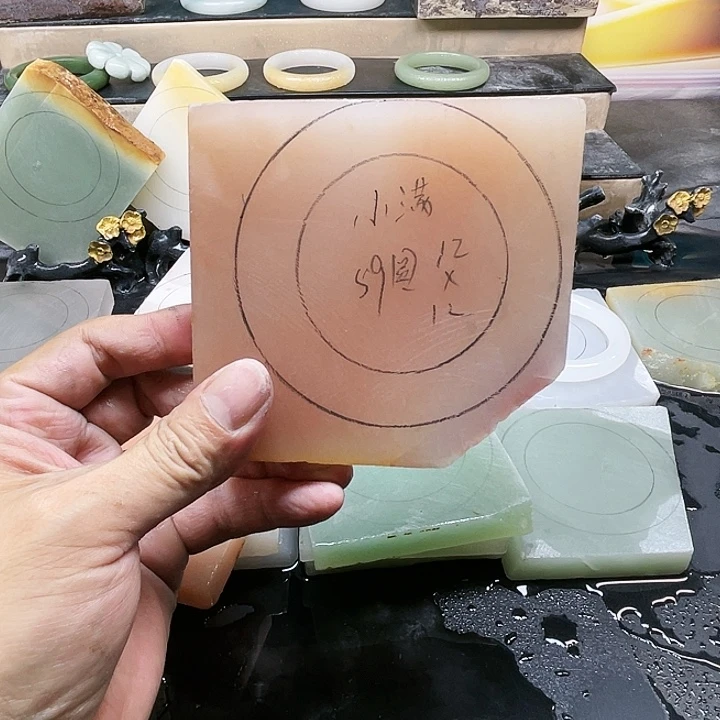 【闪购商品】定制石英质玉小**满加工定制