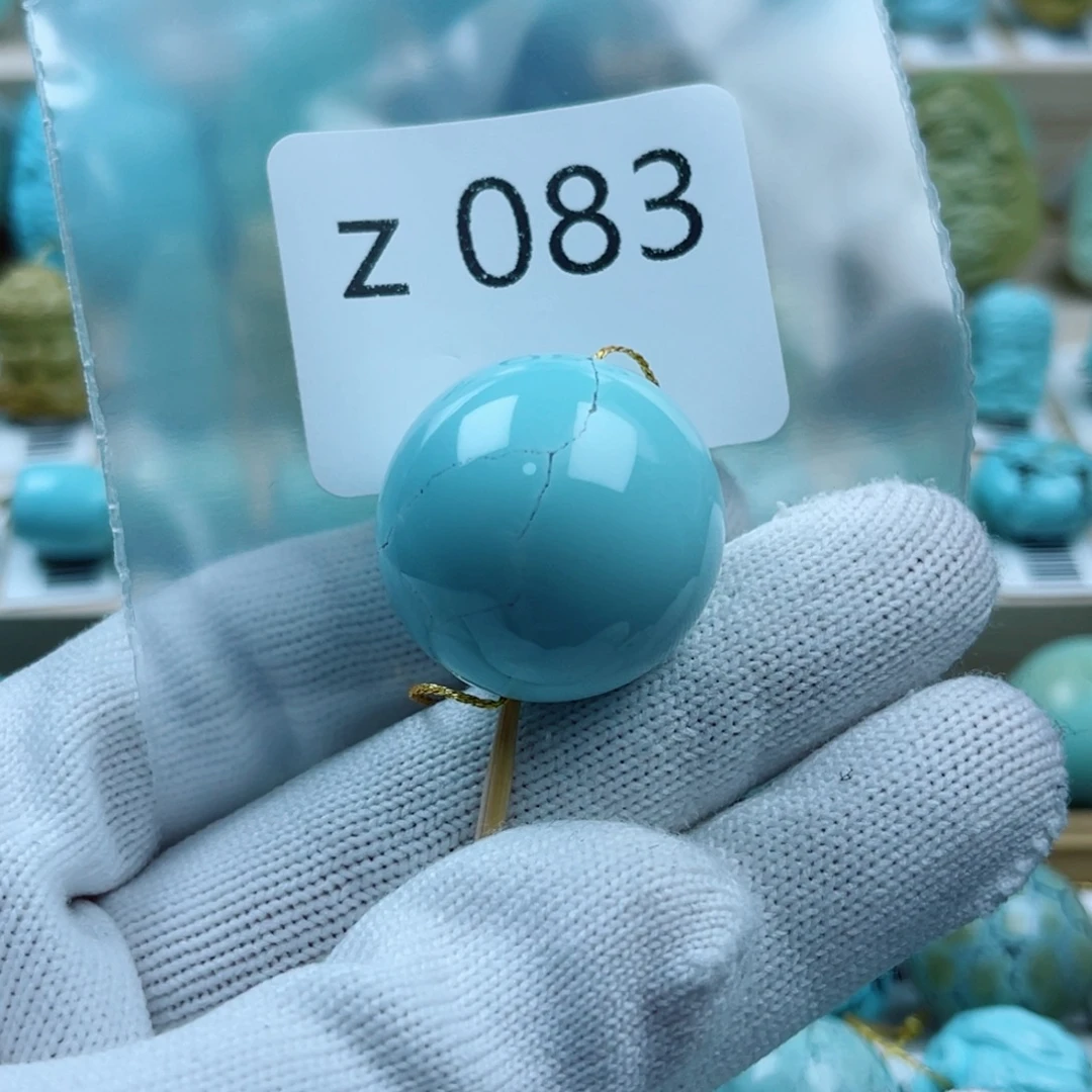 栀***礼绿松石未镶嵌珠宝奇石