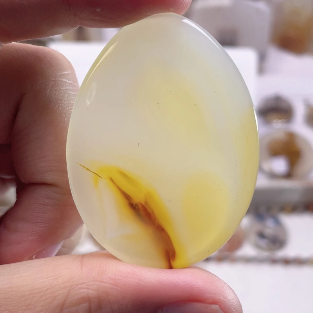 玛瑙/玉髓未镶嵌珠宝奇石