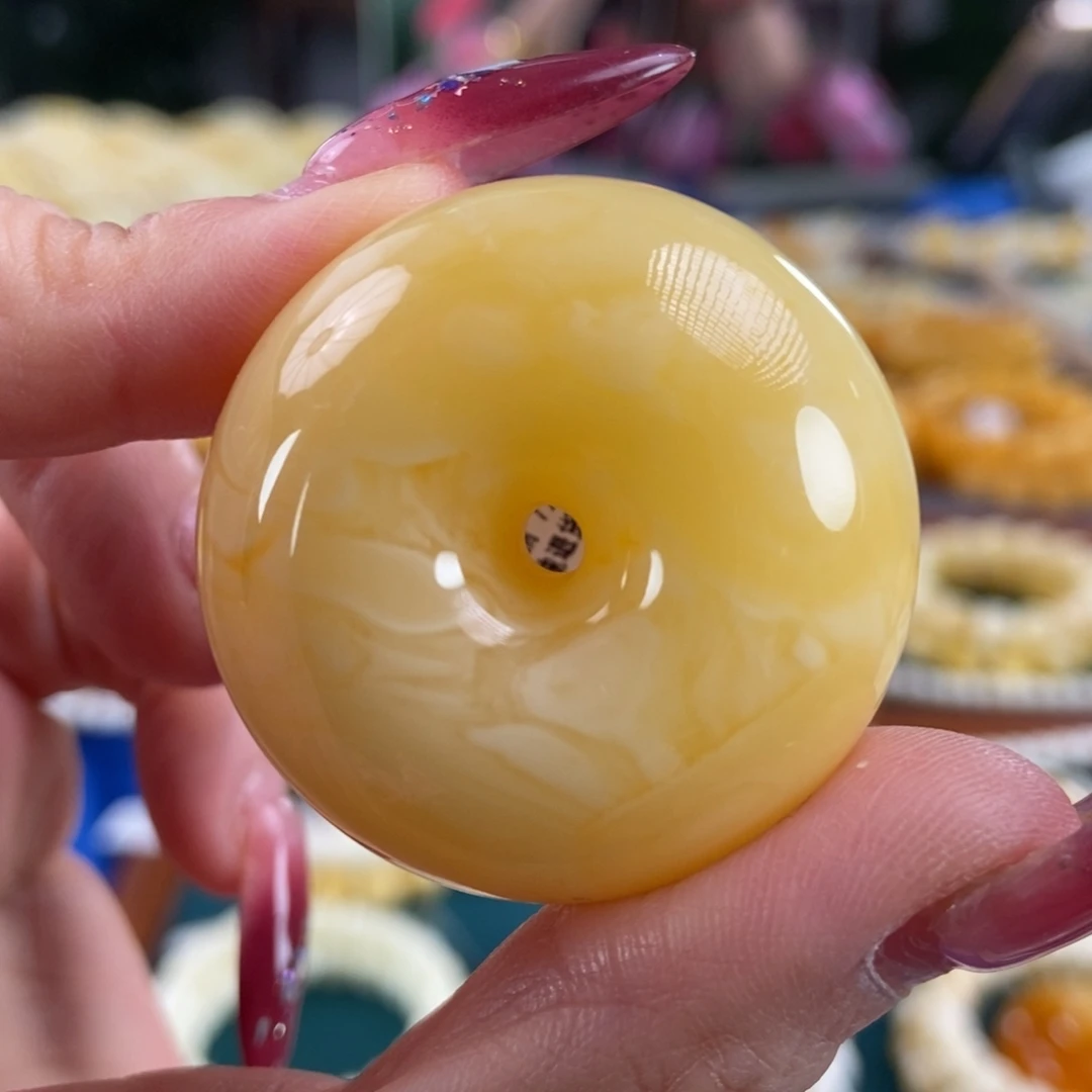 琥珀未镶嵌珠宝奇石平安扣17.39