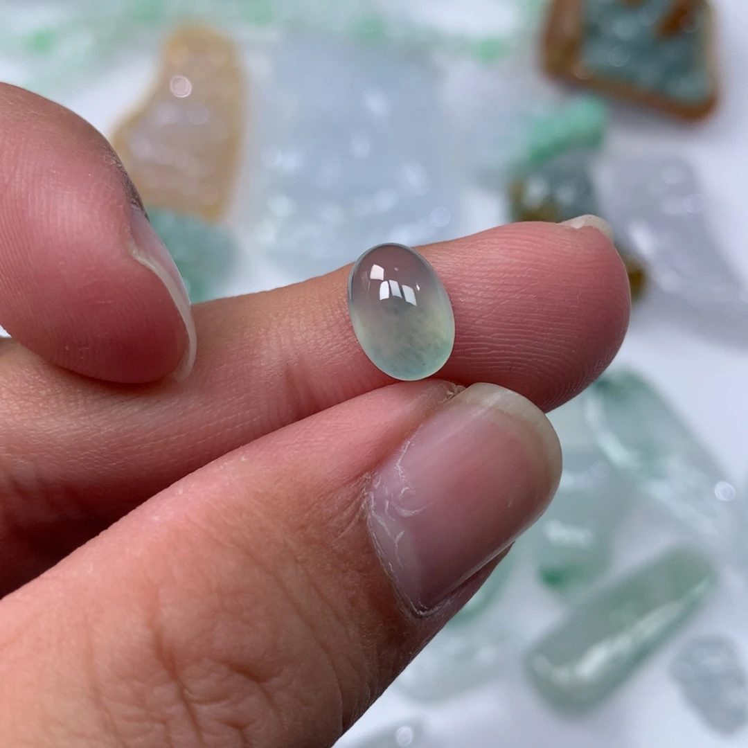 颈饰未镶嵌翡翠吊坠