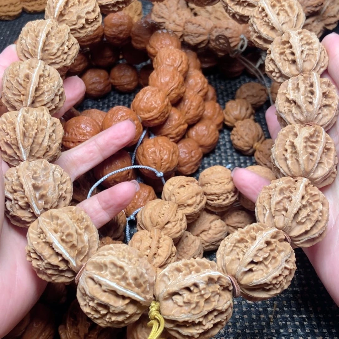 吊坠桃核满天星粗筋手持