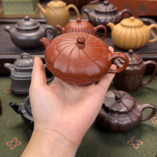 ***茶壶紫砂云隐朱泥