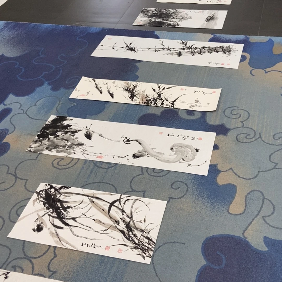 陌***凡国画墨鱼精品墨鱼精品