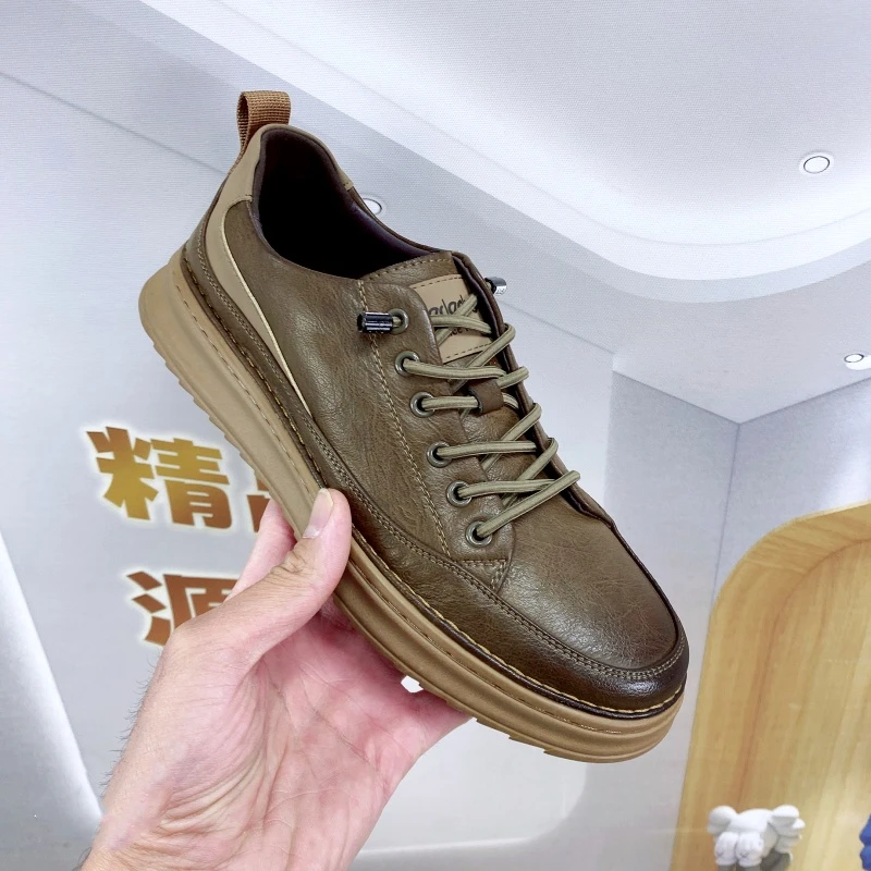 【断码】男士舒适软底休闲皮鞋时尚板鞋7827
