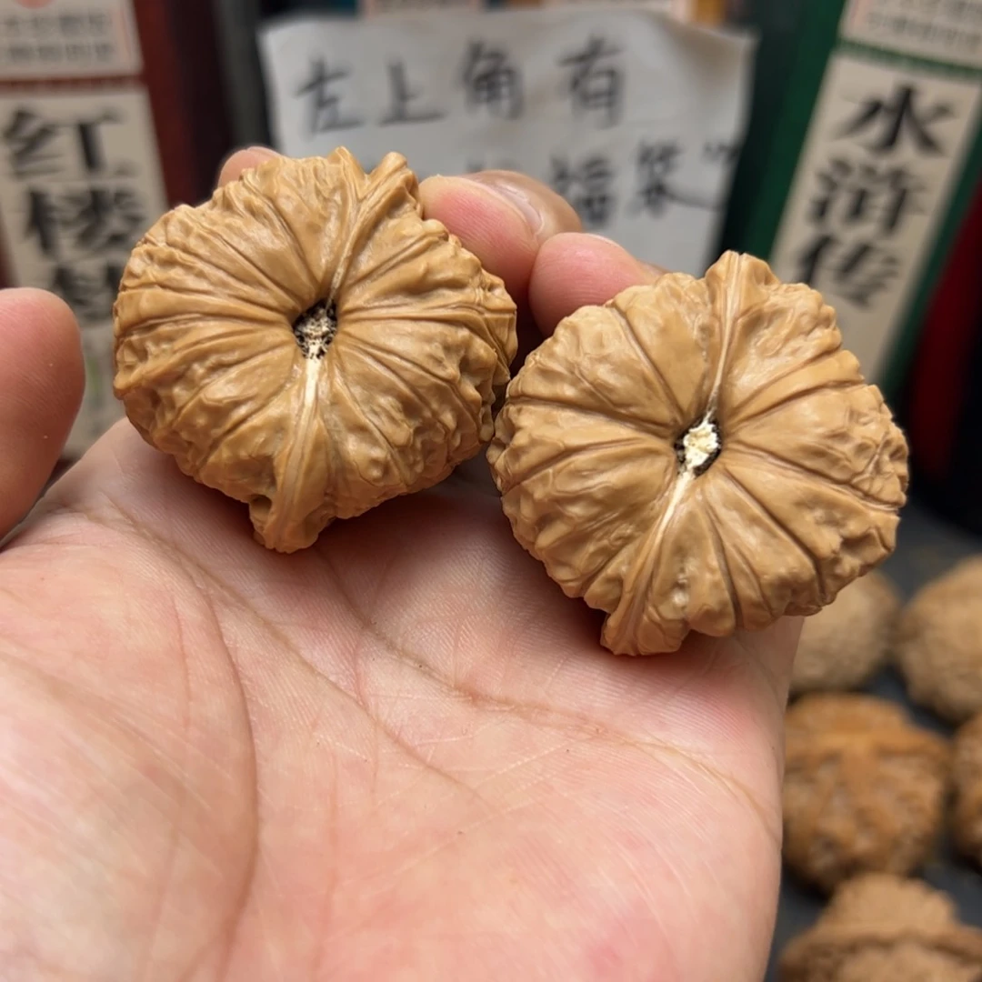 文玩核桃把件43南瓜墩狮子头配对漂亮