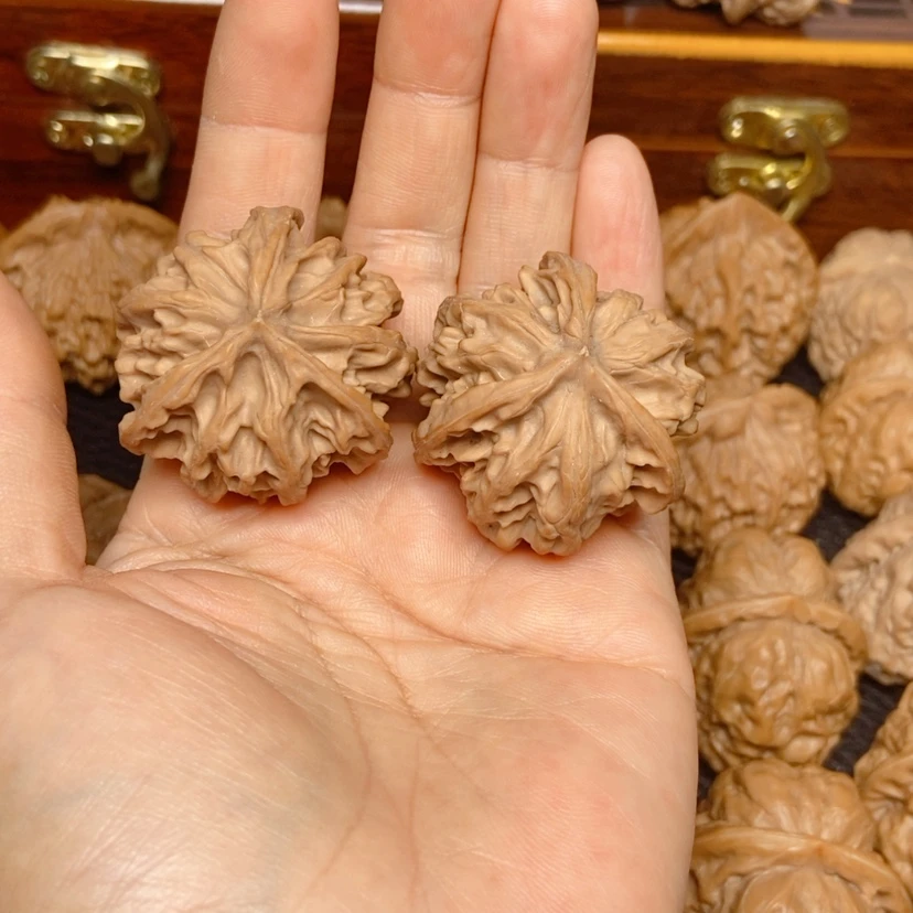 【闪购商品】吊坠文玩核桃阳*三棱37