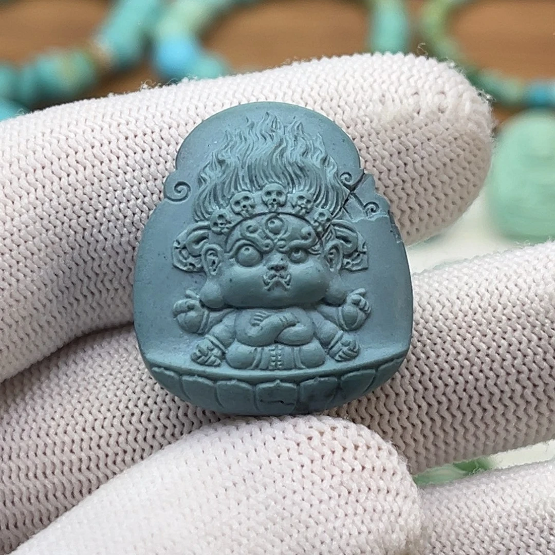 绿松石未镶嵌颈饰