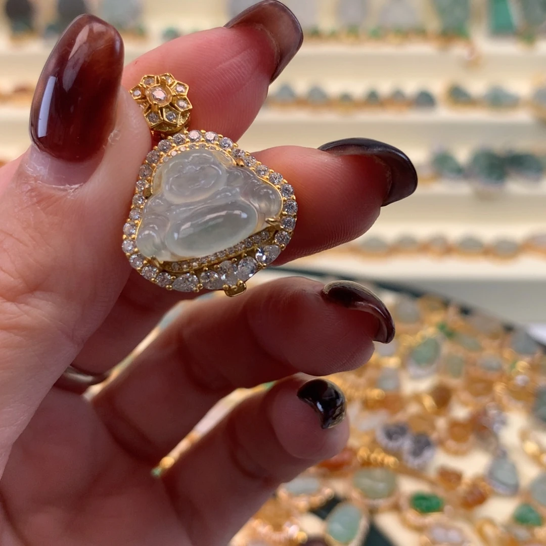 翡翠银S925镶嵌颈饰佛公