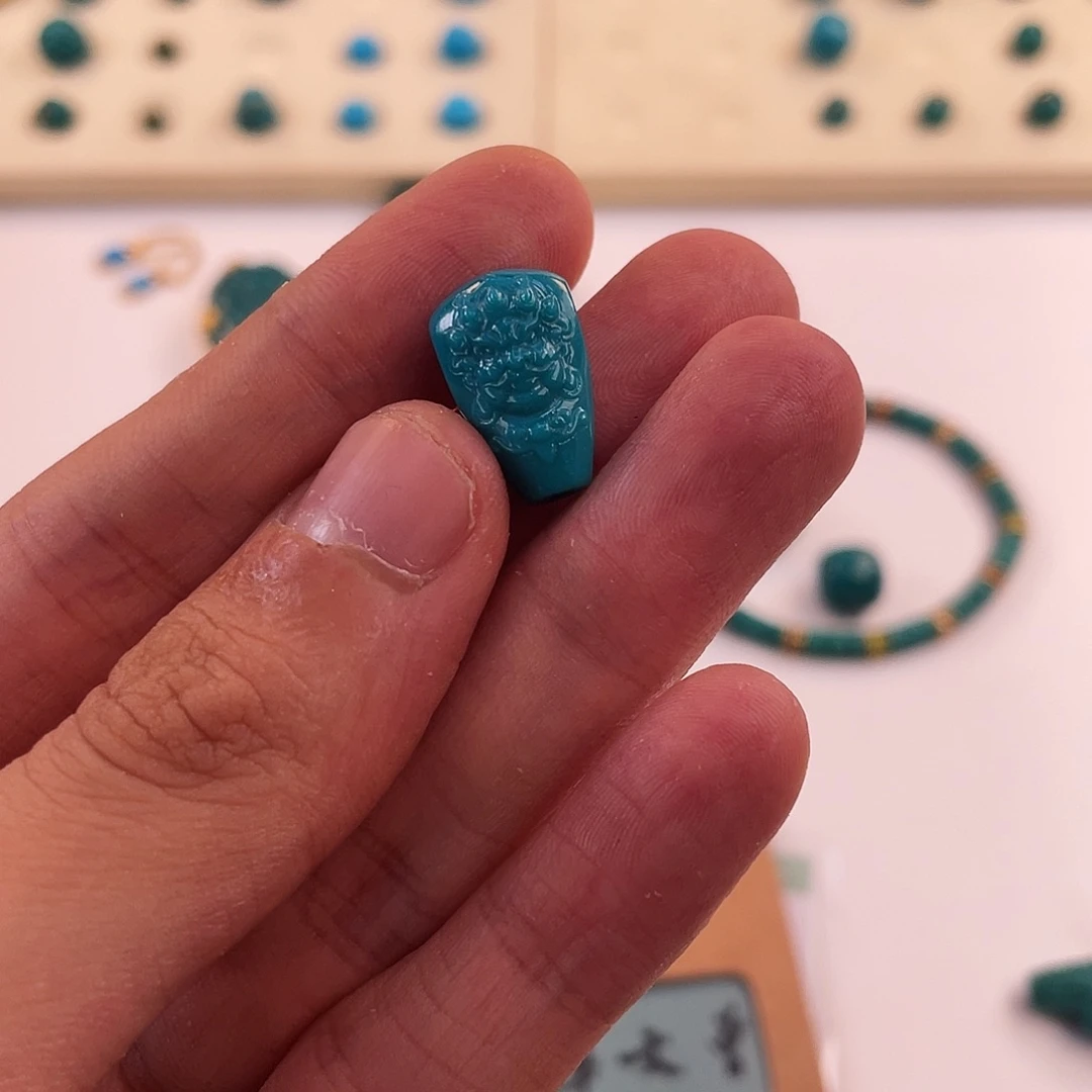 绿松石未镶嵌吊坠