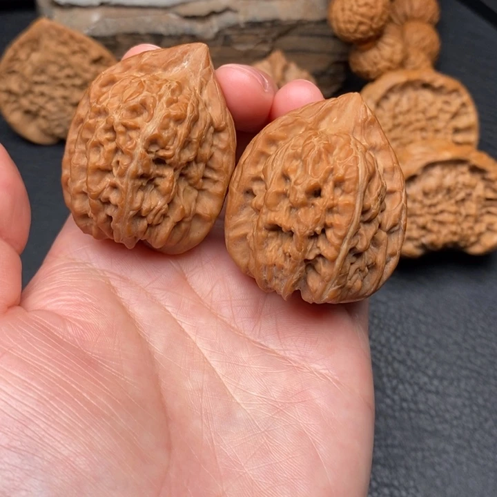 桃核把件全品37赤龙鸡心