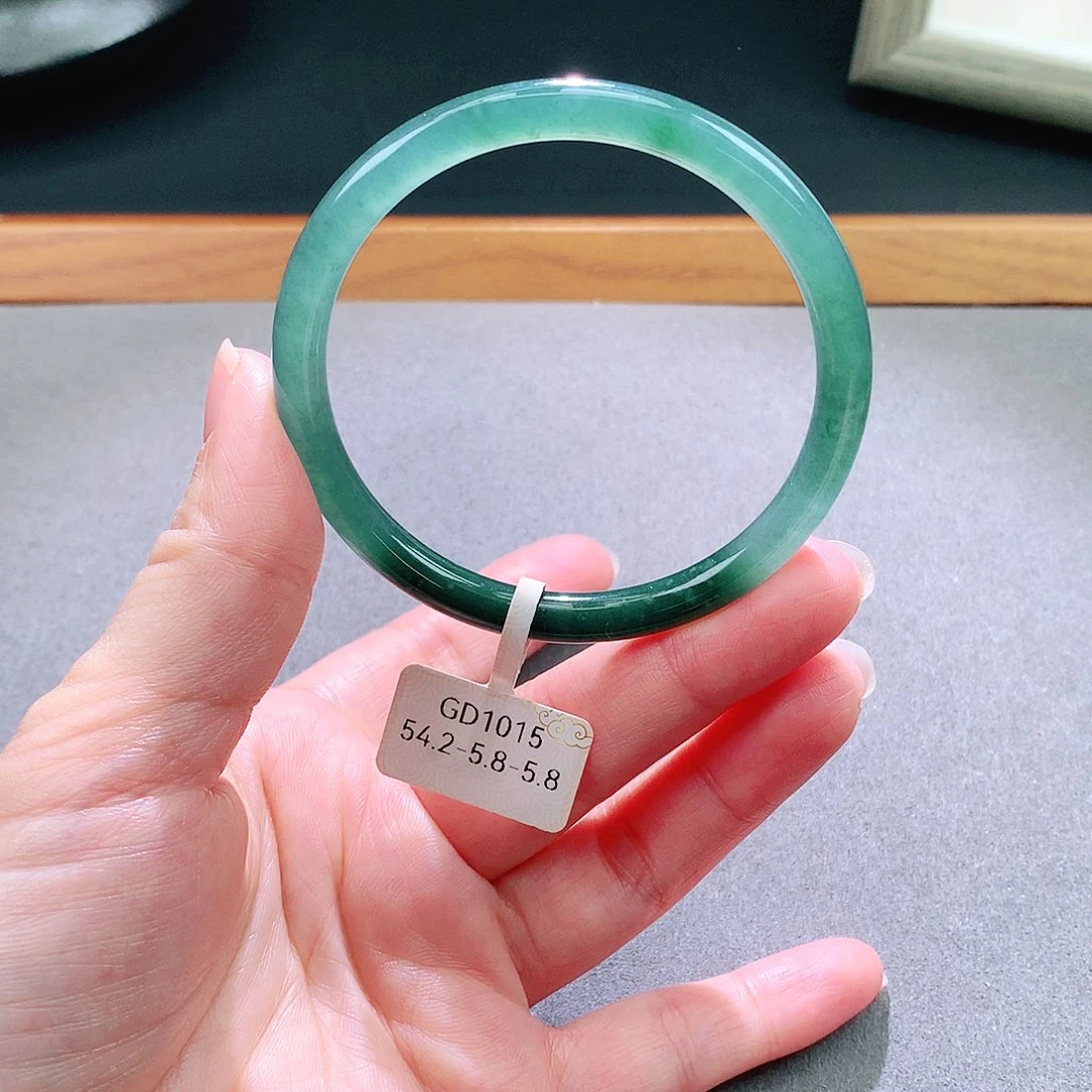 翡翠未镶嵌手镯天然翡翠手镯a货