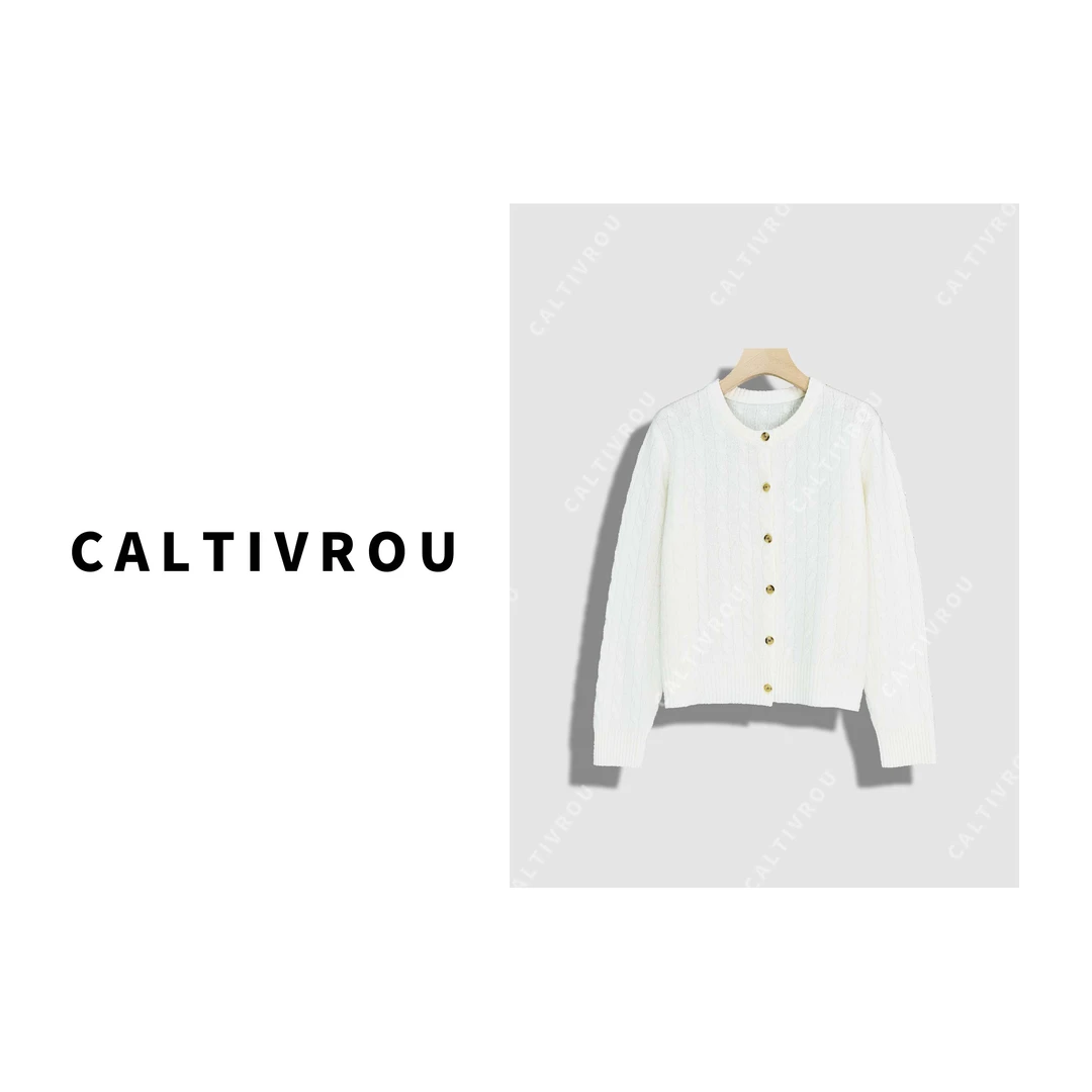 Caltivrou氛围感气质麻花圆领针织开衫-Y18843