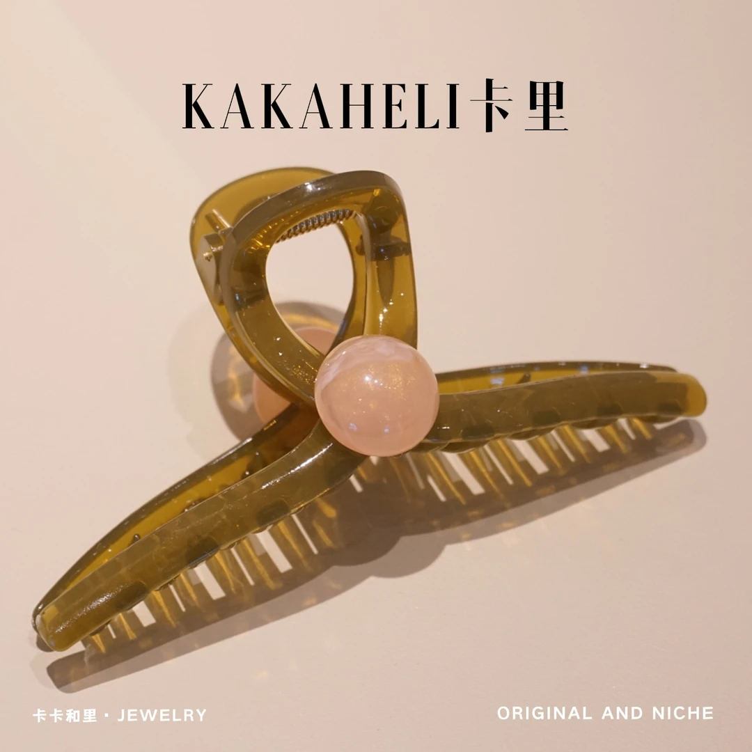 棕色系法式龙珠发夹 A1014