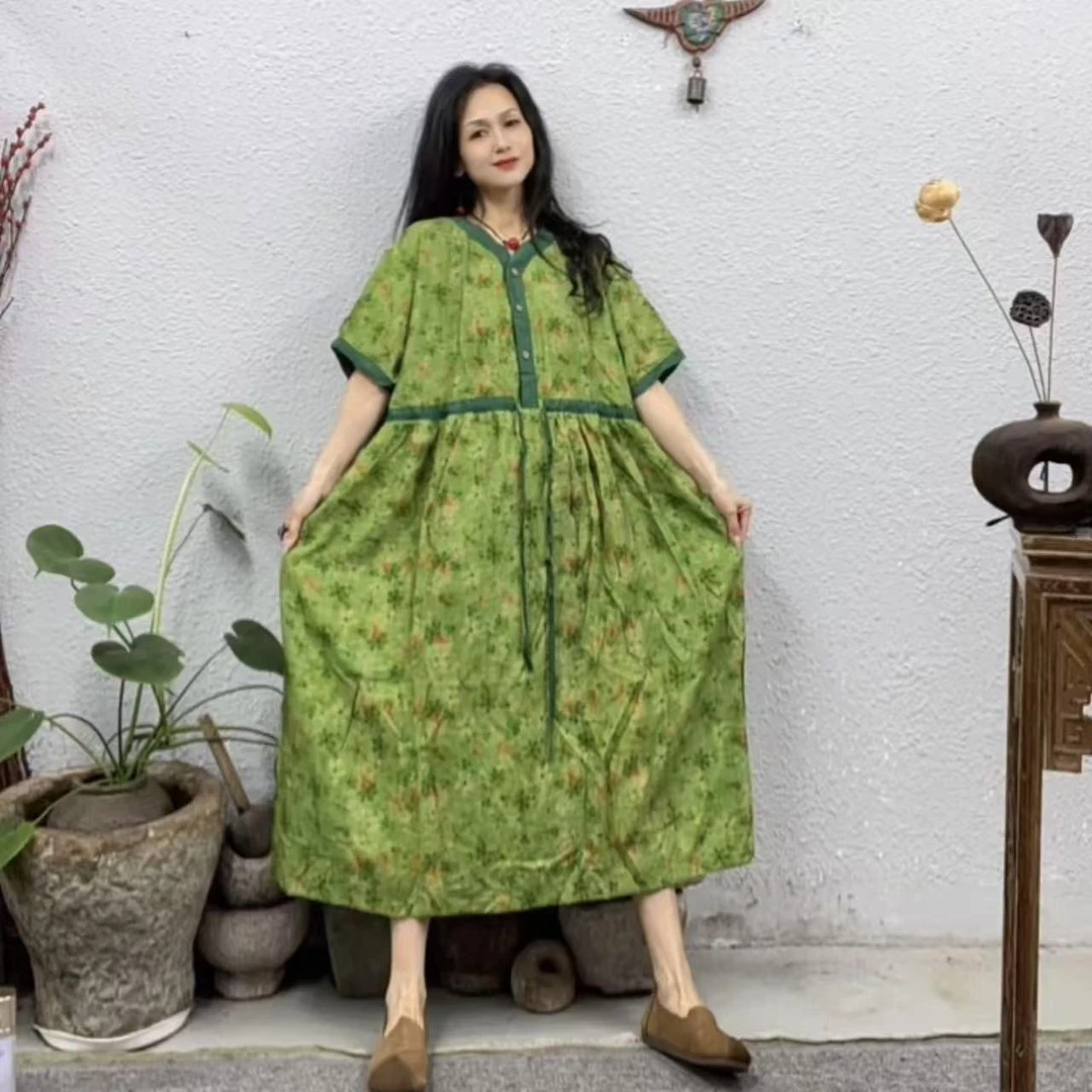 88025浅绿花丝麻半纽扣V领可收腰连衣裙（长115胸围130