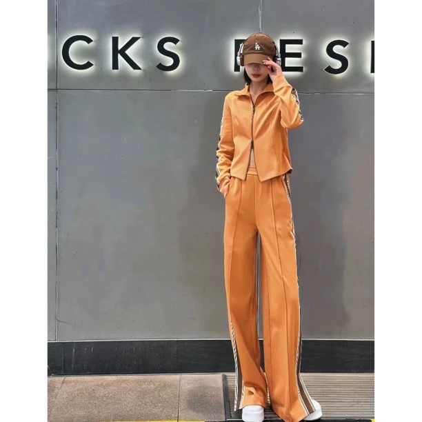 GIRDEAR/哥弟夏季新款开叉直筒裤设计款立体褶车线休闲裤110010