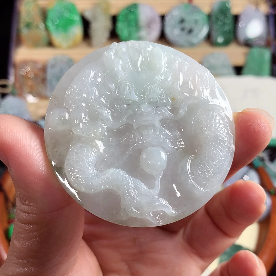 翡翠未镶嵌颈饰吊坠